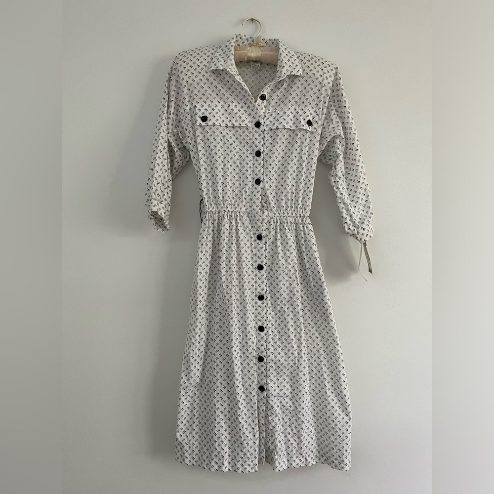 Vintage 80s Peri Petite Geo Printed Button Front Midi Dress